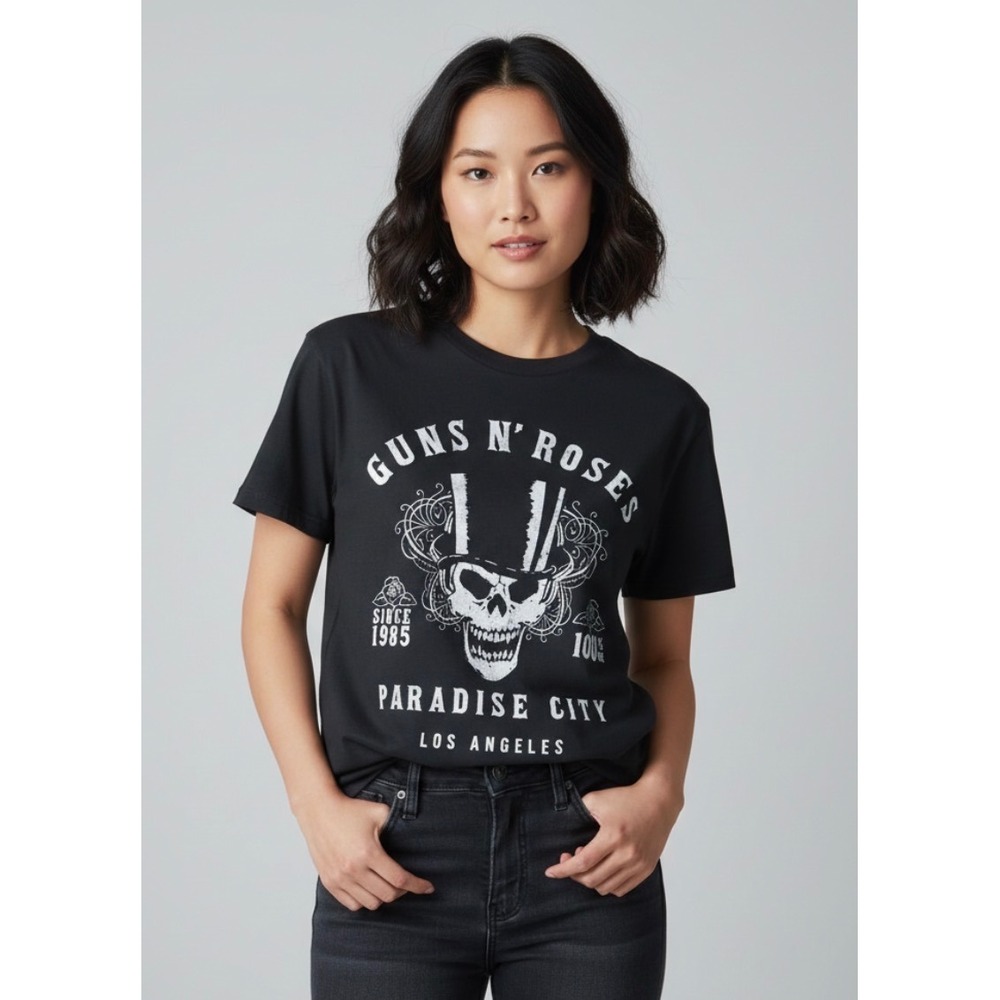 Guns N Roses Paradise City Skull Graphic TShirt Womens Small Black Rock Band Tee